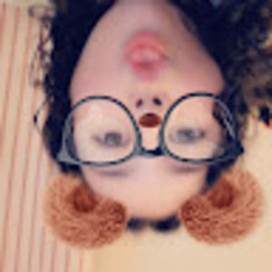 Meet your Posher, Shea